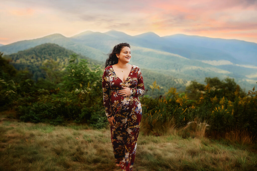 Maternity Photoshoot on the Blue Ridge Parkway in Asheville, NC.