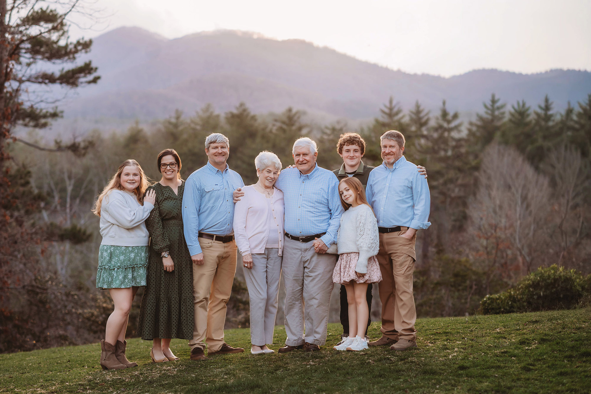 Extended Family poses for a Multi-Generational Family Portrait at the NC Arboretum in Asheville, NC.