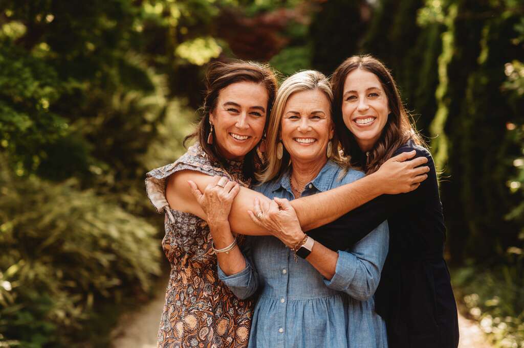 Extended Family Photography in Asheville, NC: AshevilleFamilyPhotography.com 18 copy 2 Asheville Family Photography